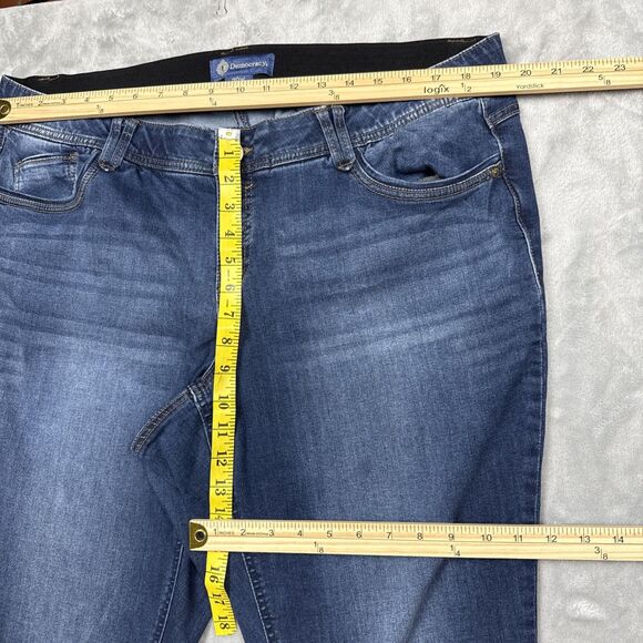 Democracy Wo's 20W (40x28 MEASURED) "Ab" Solution Cropped Stretch Blue Jeans - Picture 2 of 7